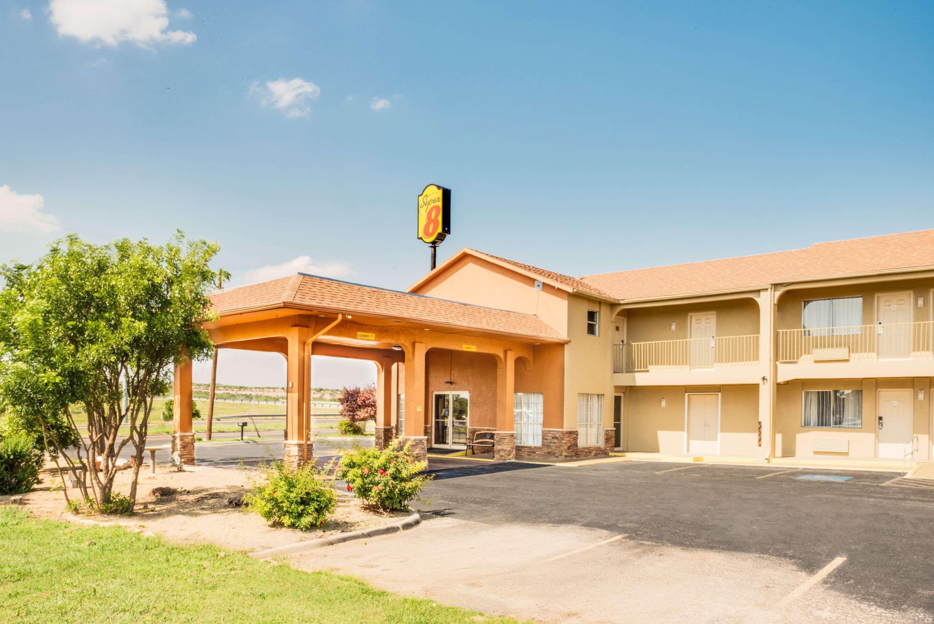 Super 8 By Wyndham Tx